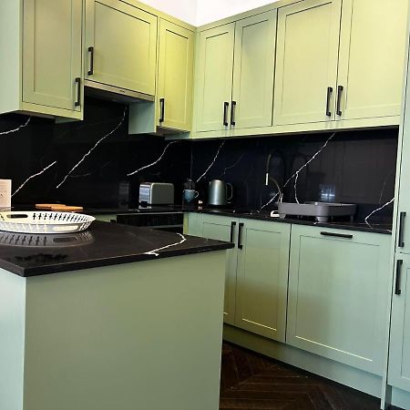 Earl'S Court Luxe Apartment London Exterior foto