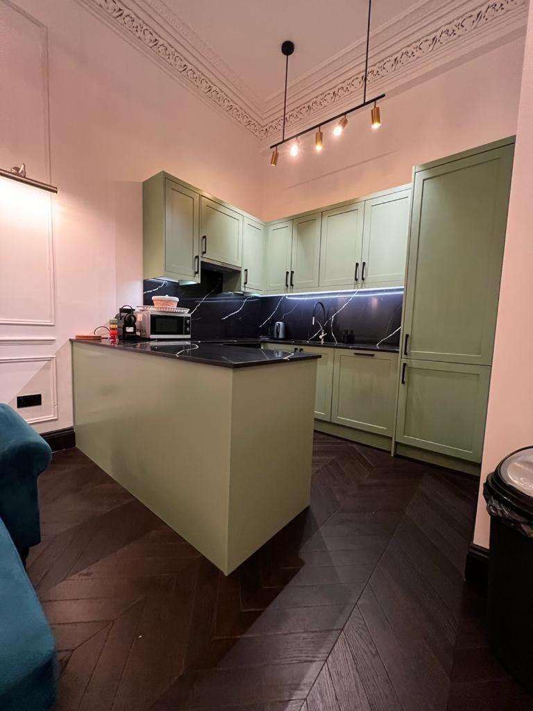 Earl'S Court Luxe Apartment London Exterior foto